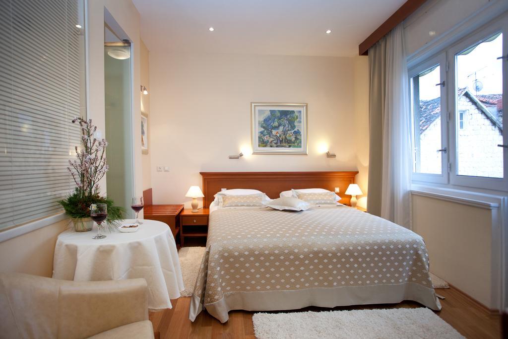 Couette-café Royal 4*